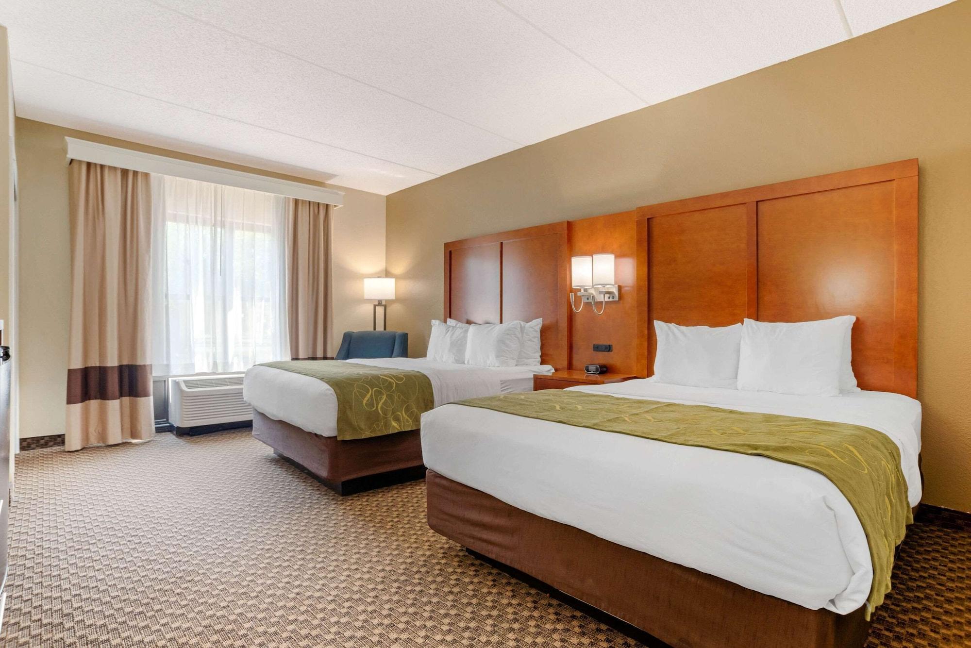 Comfort Suites Tallahassee Capitol - University Area Exterior photo